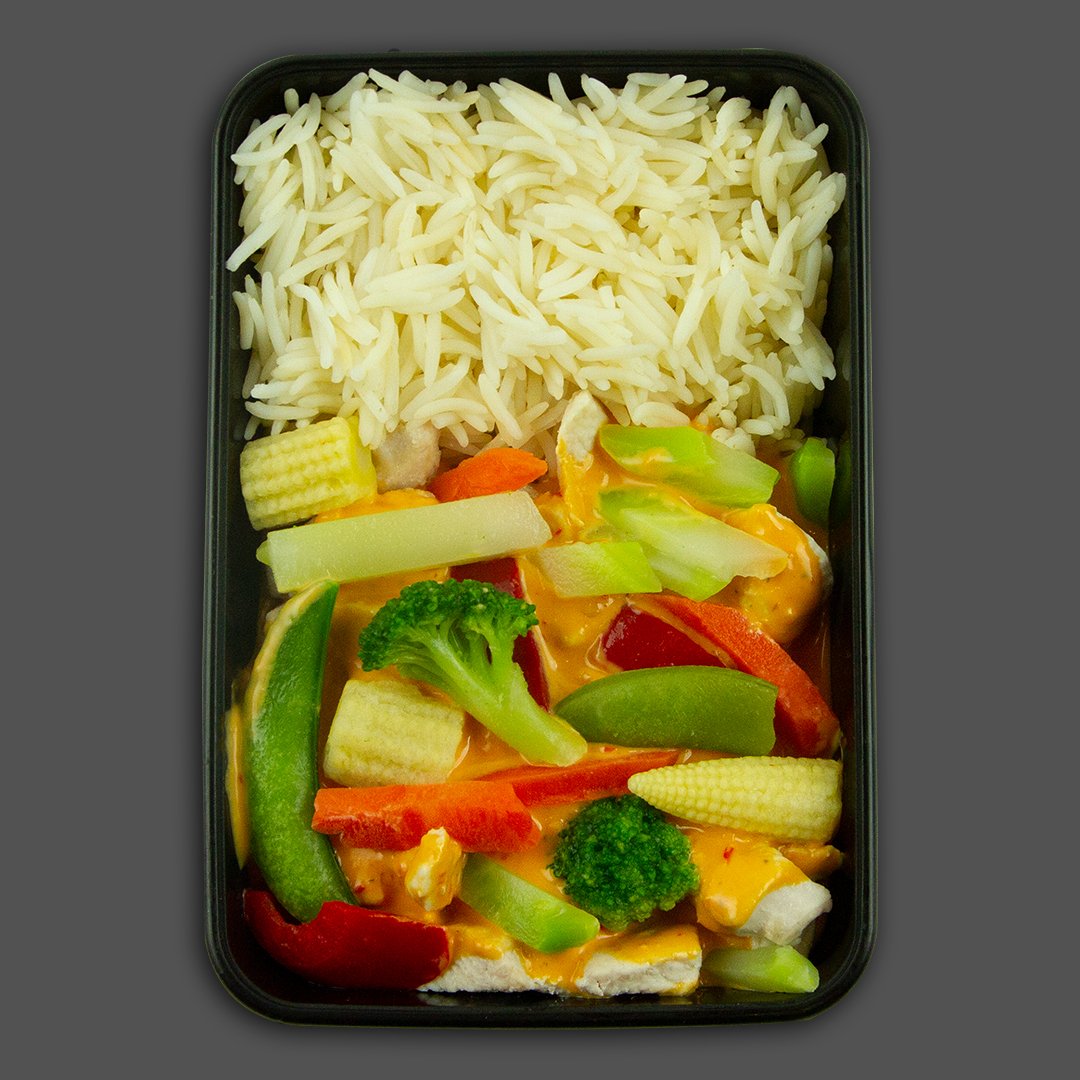 Red Thai chicken curry high in protein performance meals delivered 